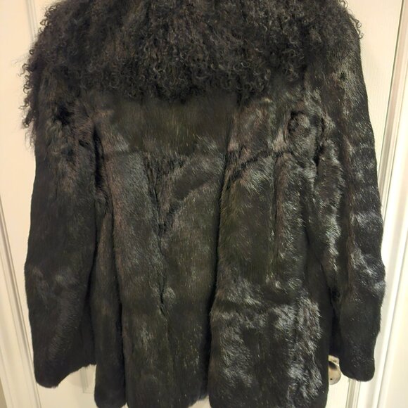 Black fur coat - Picture 6 of 8